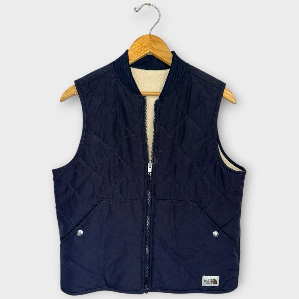 THE NORTH FACE Women MED Reversible Sherpa fleece Cuchillo Vest Navy Insulated
